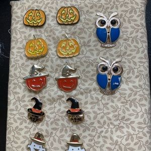 Halloween stud earrings